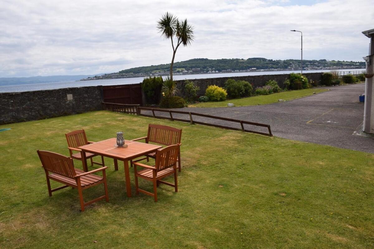 One Marine Place Port Bannatyne Ruang foto